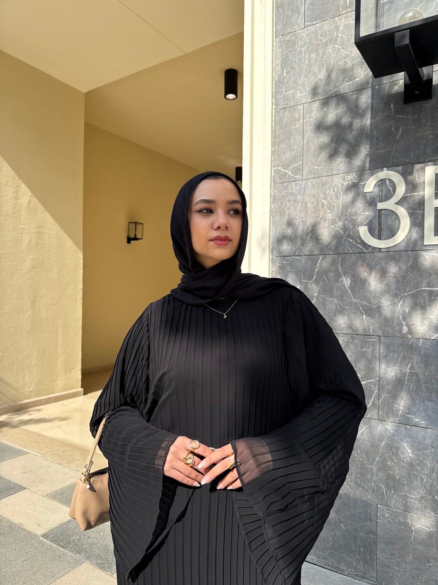 Classic Black Pleated Abaya